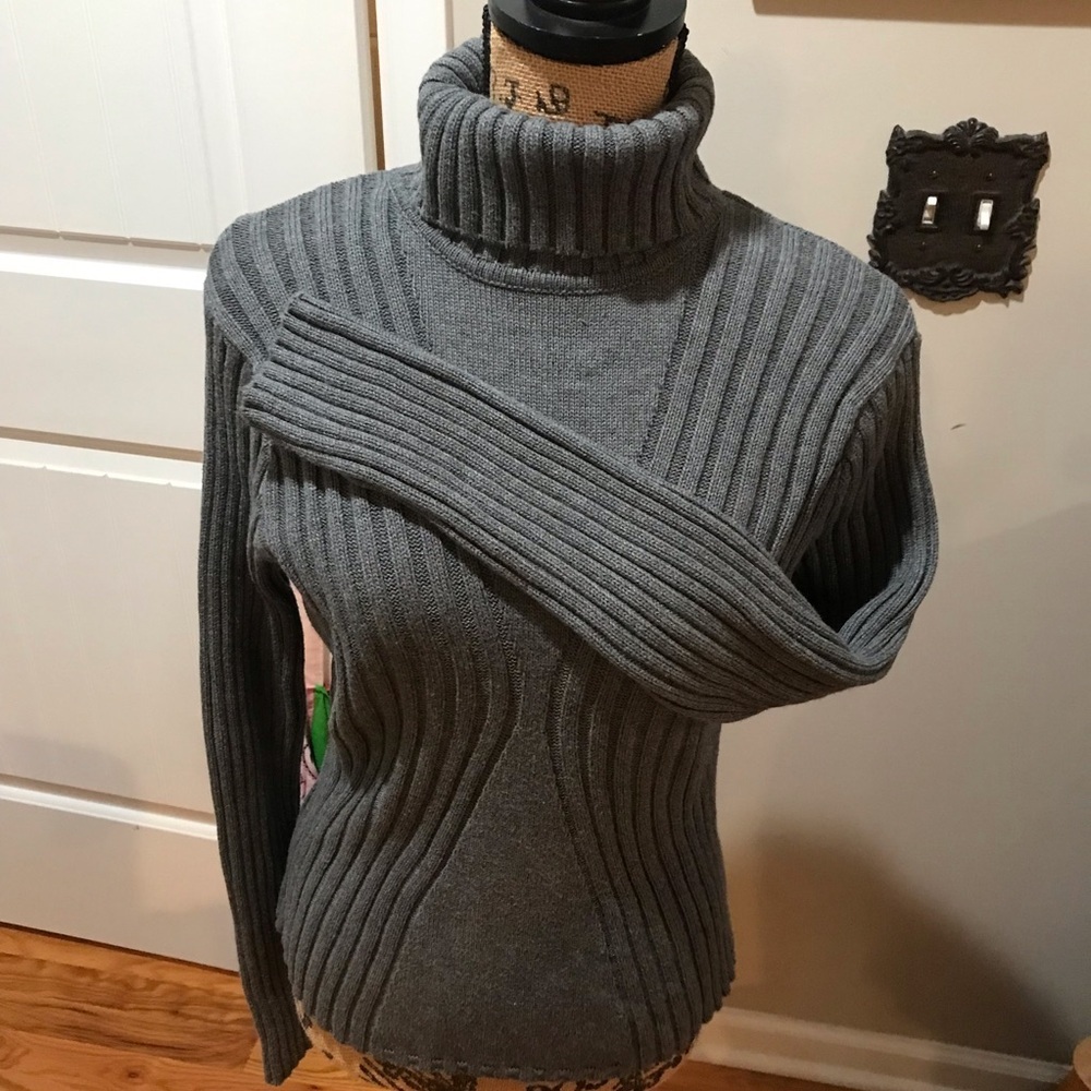 ▪️Style & Co. Turtleneck